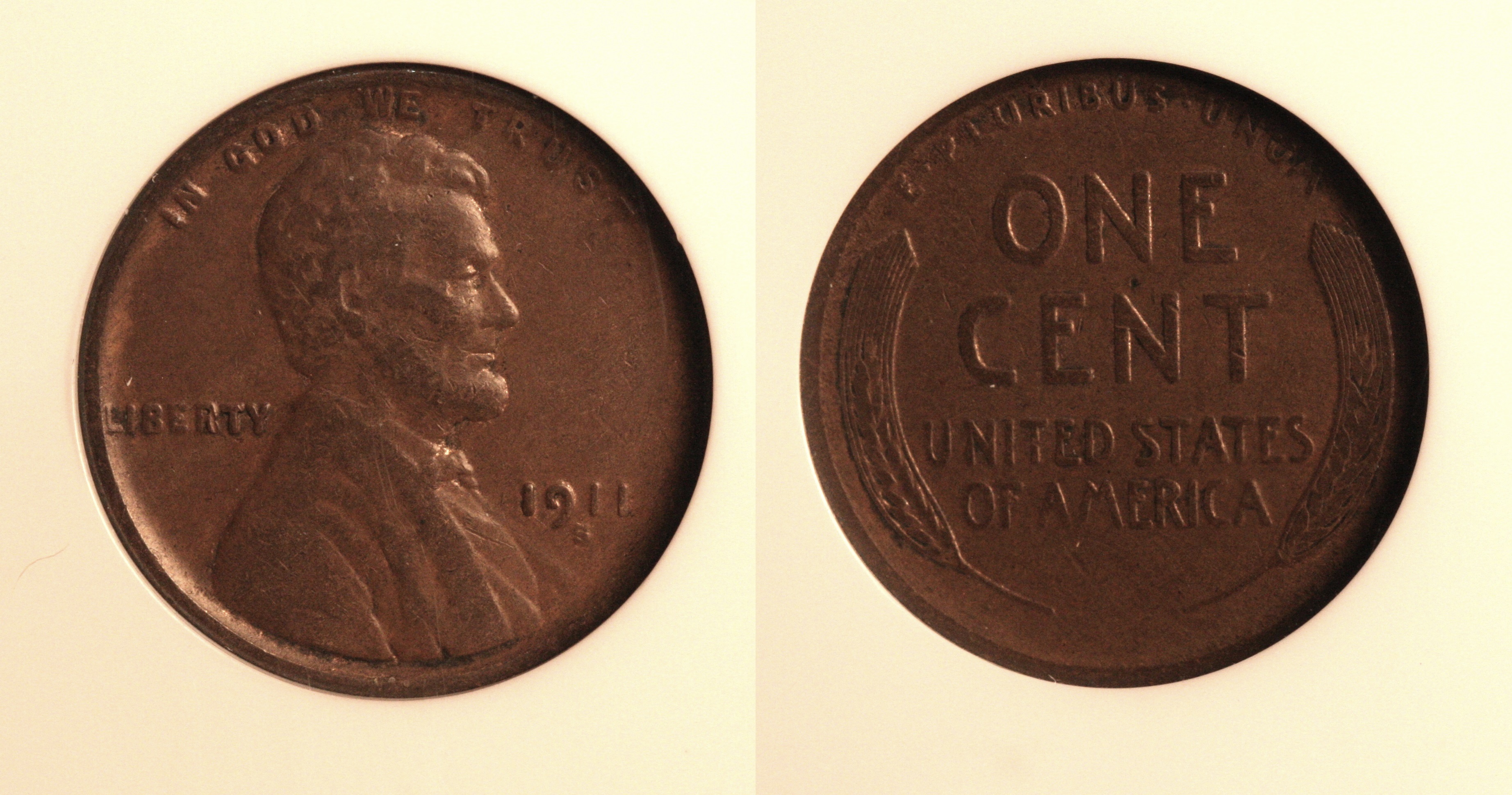 1911-S Lincoln Cent NGC VF-30 camera