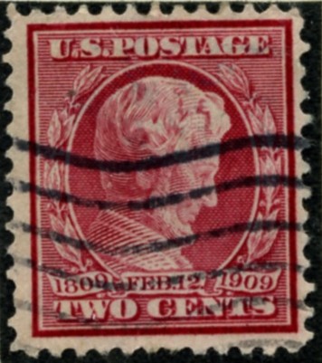 Scott 367 2 Cent Stamp Carmine Lincoln Memorial Issue perforated