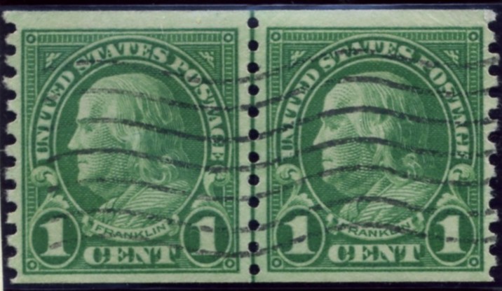 Scott 597 Franklin 1 Cent Stamp Green Series of 1922-1925 Rotary Press coil stamp Perforated 10 vertically pair